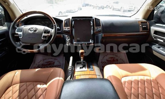 Buy Import Toyota Land Cruiser Black Car in Import - Dubai in Ayeyarwady Buy Import Toyota Land Cruiser Black Car in Import - Dubai in Ayeyarwady