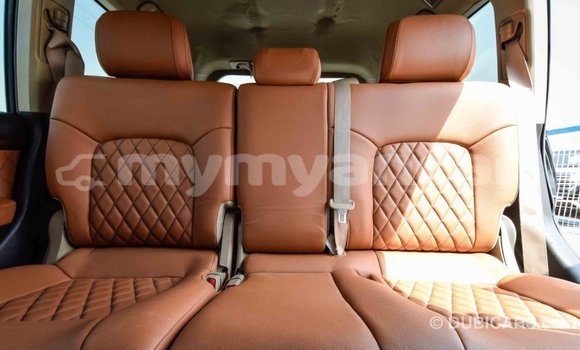 Buy Import Toyota Land Cruiser Black Car in Import - Dubai in Ayeyarwady Buy Import Toyota Land Cruiser Black Car in Import - Dubai in Ayeyarwady