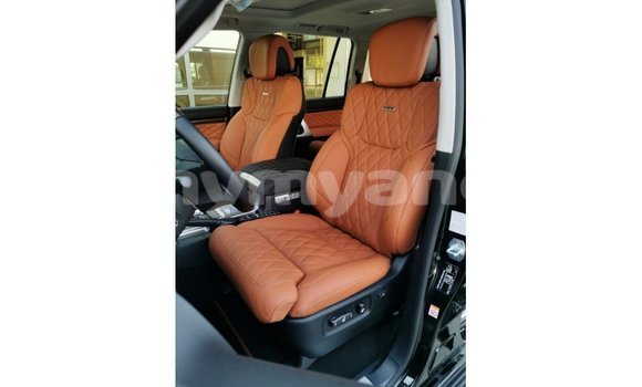 Buy Import Toyota Land Cruiser Black Car in Import - Dubai in Ayeyarwady Buy Import Toyota Land Cruiser Black Car in Import - Dubai in Ayeyarwady