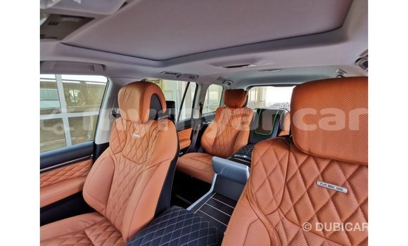Buy Import Toyota Land Cruiser Black Car in Import - Dubai in Ayeyarwady Buy Import Toyota Land Cruiser Black Car in Import - Dubai in Ayeyarwady