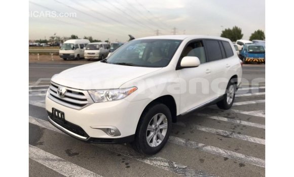 Acheter Import Voiture Toyota Highlander Blanc à Import - Dubai, #<Region:0x000000000c5121b8> Acheter Import Voiture Toyota Highlander Blanc à Import - Dubai, #<Region:0x000000000c5121b8>