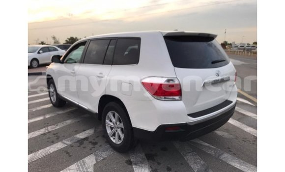 Acheter Import Voiture Toyota Highlander Blanc à Import - Dubai, #<Region:0x000000000c5121b8> Acheter Import Voiture Toyota Highlander Blanc à Import - Dubai, #<Region:0x000000000c5121b8>