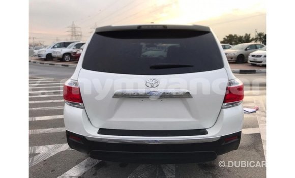Acheter Import Voiture Toyota Highlander Blanc à Import - Dubai, #<Region:0x000000000c5121b8> Acheter Import Voiture Toyota Highlander Blanc à Import - Dubai, #<Region:0x000000000c5121b8>