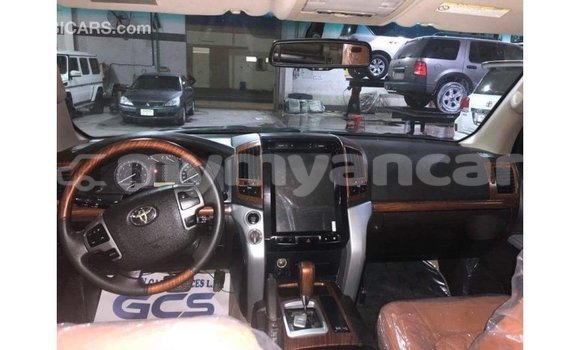 Acheter Import Voiture Toyota Land Cruiser Noir à Import - Dubai, #<Region:0x000000000c5121b8> Acheter Import Voiture Toyota Land Cruiser Noir à Import - Dubai, #<Region:0x000000000c5121b8>