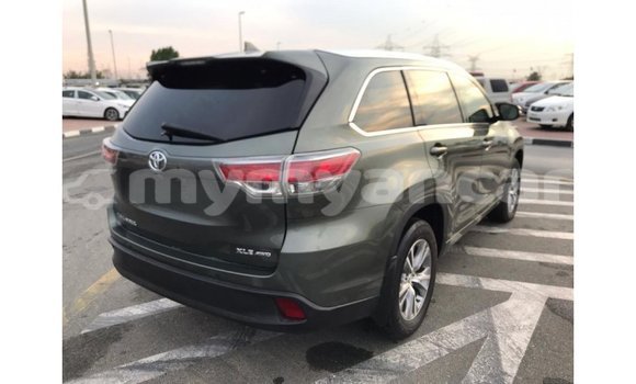 Buy Import Toyota Highlander Other Car in Import - Dubai in Ayeyarwady Buy Import Toyota Highlander Other Car in Import - Dubai in Ayeyarwady