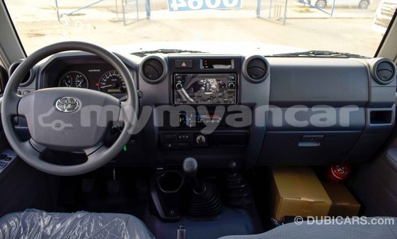 Buy Import Toyota Land Cruiser White Car in Import - Dubai in Ayeyarwady Buy Import Toyota Land Cruiser White Car in Import - Dubai in Ayeyarwady