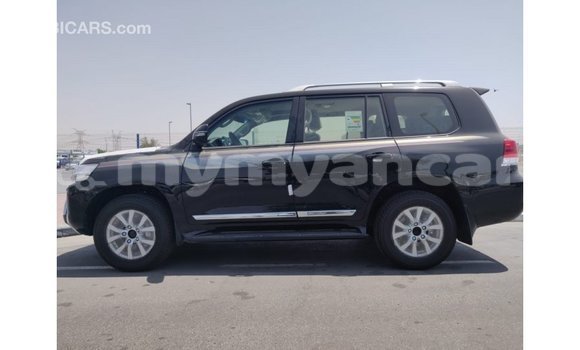Buy Import Toyota Land Cruiser Other Car in Import - Dubai in Ayeyarwady Buy Import Toyota Land Cruiser Other Car in Import - Dubai in Ayeyarwady