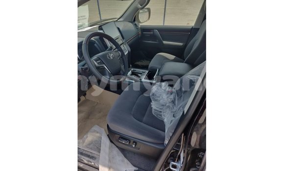 Buy Import Toyota Land Cruiser Other Car in Import - Dubai in Ayeyarwady Buy Import Toyota Land Cruiser Other Car in Import - Dubai in Ayeyarwady
