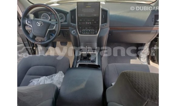 Buy Import Toyota Land Cruiser Other Car in Import - Dubai in Ayeyarwady Buy Import Toyota Land Cruiser Other Car in Import - Dubai in Ayeyarwady