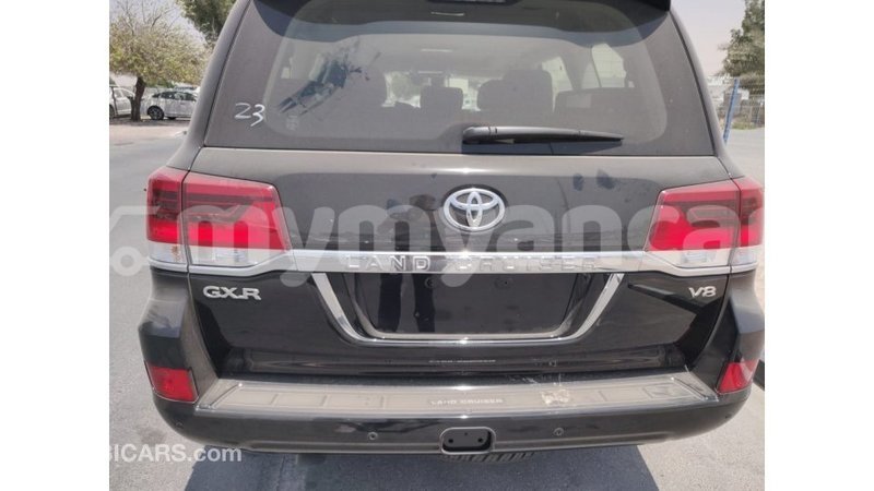 Big with watermark toyota land cruiser ayeyarwady import dubai 1503