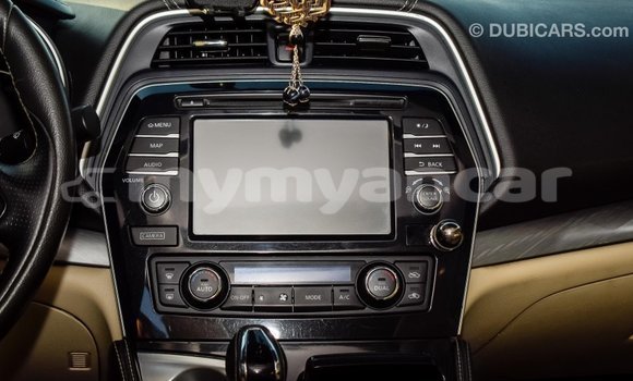 သွင်းကုန် Nissan Maxima White ကား Import - Dubai Ayeyarwady သွင်းကုန် Nissan Maxima White ကား Import - Dubai Ayeyarwady