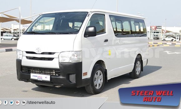 Buy Import Toyota Hiace White Car in Import - Dubai in Ayeyarwady Buy Import Toyota Hiace White Car in Import - Dubai in Ayeyarwady