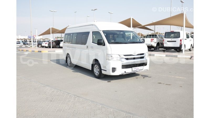 Big with watermark toyota hiace ayeyarwady import dubai 1518