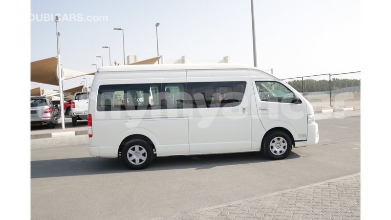 Big with watermark toyota hiace ayeyarwady import dubai 1518