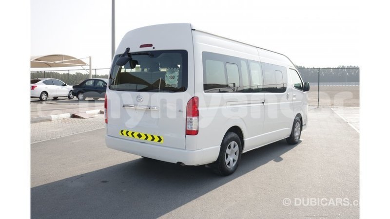 Big with watermark toyota hiace ayeyarwady import dubai 1518