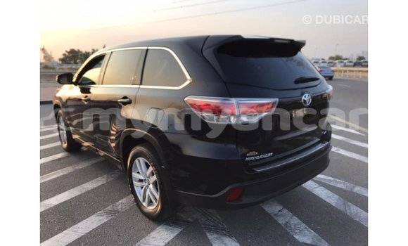 သွင်းကုန် Toyota Highlander Black ကား Import - Dubai Ayeyarwady သွင်းကုန် Toyota Highlander Black ကား Import - Dubai Ayeyarwady