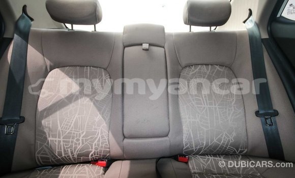 Buy Import Hyundai i10 White Car in Import - Dubai in Ayeyarwady Buy Import Hyundai i10 White Car in Import - Dubai in Ayeyarwady