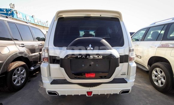 Acheter Import Voiture Mitsubishi Pajero Blanc à Import - Dubai, #<Region:0x000000000c5121b8> Acheter Import Voiture Mitsubishi Pajero Blanc à Import - Dubai, #<Region:0x000000000c5121b8>