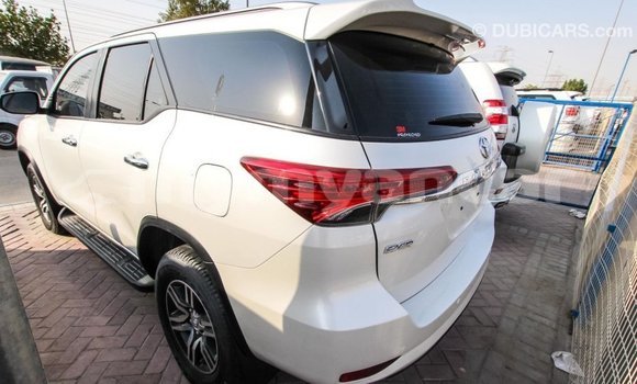 Buy Import Toyota Fortuner White Car in Import - Dubai in Ayeyarwady Buy Import Toyota Fortuner White Car in Import - Dubai in Ayeyarwady