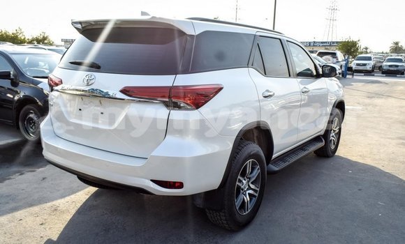 Buy Import Toyota Fortuner White Car in Import - Dubai in Ayeyarwady Buy Import Toyota Fortuner White Car in Import - Dubai in Ayeyarwady