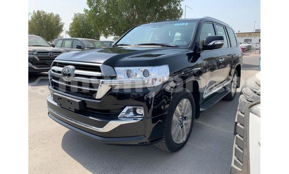 Buy Import Toyota Land Cruiser Black Car in Import - Dubai in Ayeyarwady Buy Import Toyota Land Cruiser Black Car in Import - Dubai in Ayeyarwady