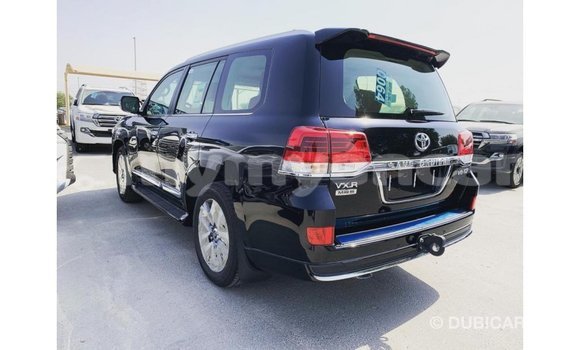 Buy Import Toyota Land Cruiser Black Car in Import - Dubai in Ayeyarwady Buy Import Toyota Land Cruiser Black Car in Import - Dubai in Ayeyarwady