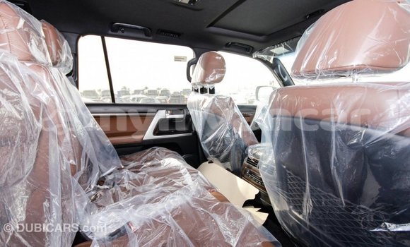 Buy Import Toyota Land Cruiser Black Car in Import - Dubai in Ayeyarwady Buy Import Toyota Land Cruiser Black Car in Import - Dubai in Ayeyarwady