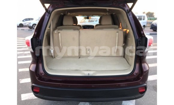 Buy Import Toyota Highlander Other Car in Import - Dubai in Ayeyarwady Buy Import Toyota Highlander Other Car in Import - Dubai in Ayeyarwady