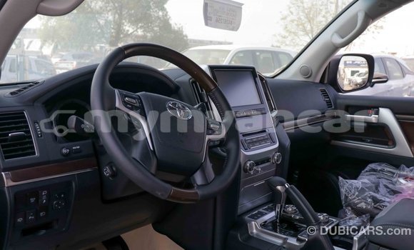 Buy Import Toyota Land Cruiser Black Car in Import - Dubai in Ayeyarwady Buy Import Toyota Land Cruiser Black Car in Import - Dubai in Ayeyarwady