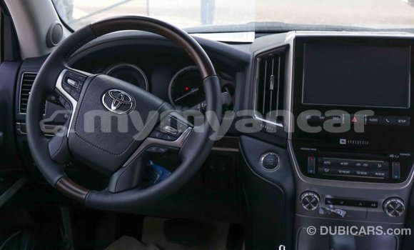 Buy Import Toyota Land Cruiser Black Car in Import - Dubai in Ayeyarwady Buy Import Toyota Land Cruiser Black Car in Import - Dubai in Ayeyarwady