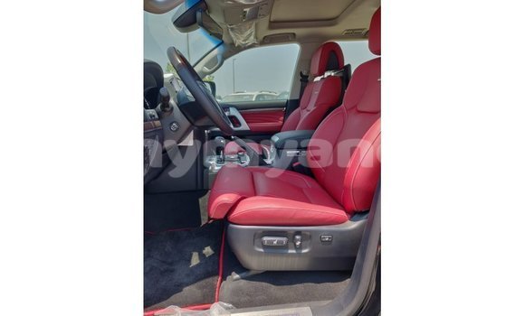 Buy Import Toyota Land Cruiser Black Car in Import - Dubai in Ayeyarwady Buy Import Toyota Land Cruiser Black Car in Import - Dubai in Ayeyarwady
