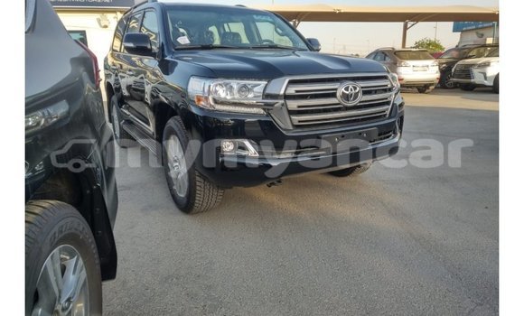 Buy Import Toyota Land Cruiser Black Car in Import - Dubai in Ayeyarwady Buy Import Toyota Land Cruiser Black Car in Import - Dubai in Ayeyarwady