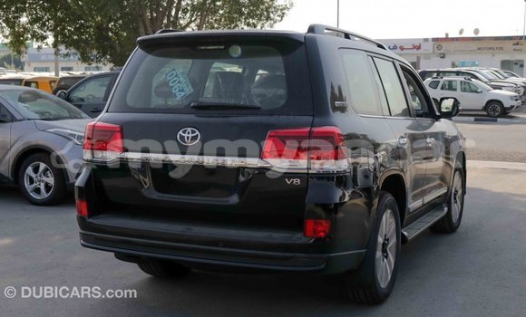 Buy Import Toyota Land Cruiser Black Car in Import - Dubai in Ayeyarwady Buy Import Toyota Land Cruiser Black Car in Import - Dubai in Ayeyarwady