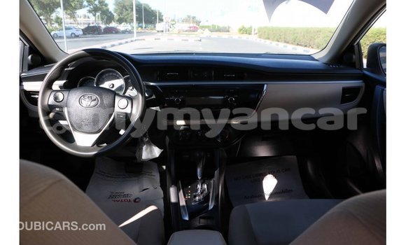 Buy Import Toyota Corolla White Car in Import - Dubai in Ayeyarwady Buy Import Toyota Corolla White Car in Import - Dubai in Ayeyarwady