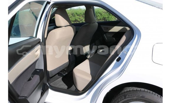 Buy Import Toyota Corolla White Car in Import - Dubai in Ayeyarwady Buy Import Toyota Corolla White Car in Import - Dubai in Ayeyarwady