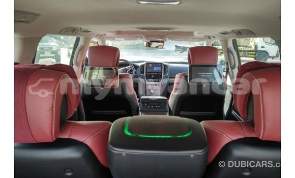 Buy Import Toyota Land Cruiser Black Car in Import - Dubai in Ayeyarwady Buy Import Toyota Land Cruiser Black Car in Import - Dubai in Ayeyarwady