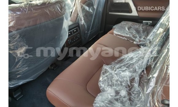 Buy Import Toyota Land Cruiser White Car in Import - Dubai in Ayeyarwady Buy Import Toyota Land Cruiser White Car in Import - Dubai in Ayeyarwady