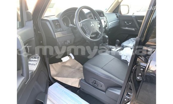 Buy Import Mitsubishi Pajero Black Car in Import - Dubai in Ayeyarwady Buy Import Mitsubishi Pajero Black Car in Import - Dubai in Ayeyarwady