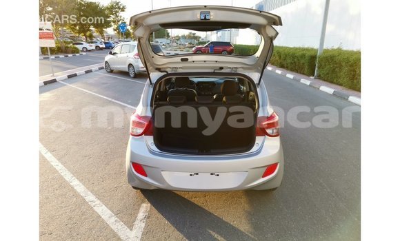 Buy Import Hyundai i10 Other Car in Import - Dubai in Ayeyarwady Buy Import Hyundai i10 Other Car in Import - Dubai in Ayeyarwady