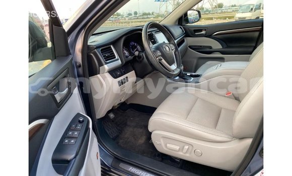 Acheter Import Voiture Toyota Highlander Bleu à Import - Dubai, #<Region:0x000000000c5121b8> Acheter Import Voiture Toyota Highlander Bleu à Import - Dubai, #<Region:0x000000000c5121b8>