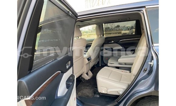 Acheter Import Voiture Toyota Highlander Bleu à Import - Dubai, #<Region:0x000000000c5121b8> Acheter Import Voiture Toyota Highlander Bleu à Import - Dubai, #<Region:0x000000000c5121b8>