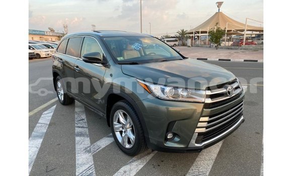 Acheter Import Voiture Toyota Highlander Vert à Import - Dubai, #<Region:0x000000000c5121b8> Acheter Import Voiture Toyota Highlander Vert à Import - Dubai, #<Region:0x000000000c5121b8>