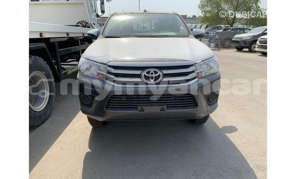 Buy Import Toyota Hilux Other Car in Import - Dubai in Ayeyarwady Buy Import Toyota Hilux Other Car in Import - Dubai in Ayeyarwady
