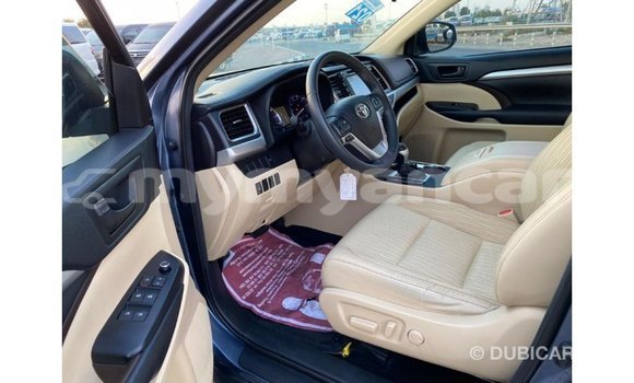 Buy Import Toyota Highlander Blue Car in Import - Dubai in Ayeyarwady Buy Import Toyota Highlander Blue Car in Import - Dubai in Ayeyarwady