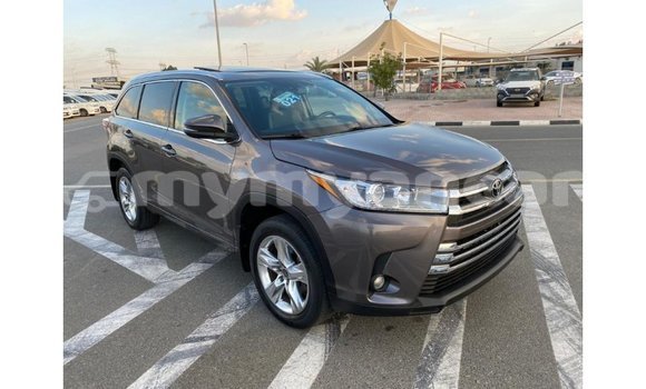Buy Import Toyota Highlander Other Car in Import - Dubai in Ayeyarwady Buy Import Toyota Highlander Other Car in Import - Dubai in Ayeyarwady