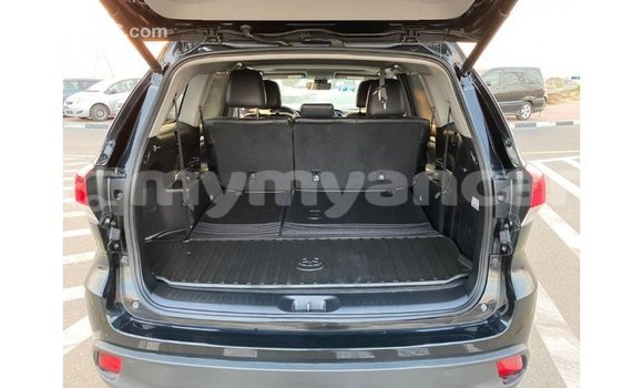 Buy Import Toyota Highlander Other Car in Import - Dubai in Ayeyarwady Buy Import Toyota Highlander Other Car in Import - Dubai in Ayeyarwady