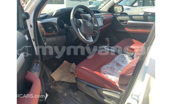 Buy Import Toyota Hilux White Car in Import - Dubai in Ayeyarwady Buy Import Toyota Hilux White Car in Import - Dubai in Ayeyarwady