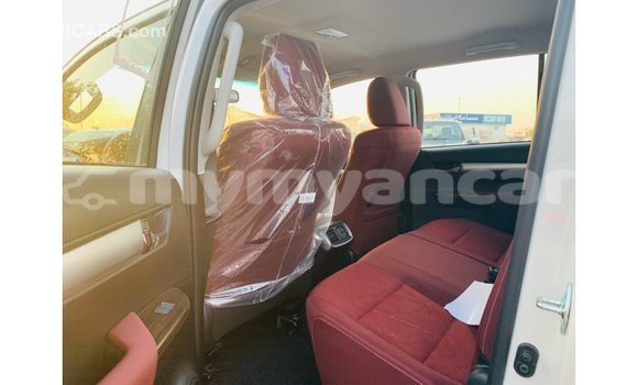 Buy Import Toyota Hilux White Car in Import - Dubai in Ayeyarwady Buy Import Toyota Hilux White Car in Import - Dubai in Ayeyarwady
