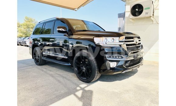 Buy Import Toyota Land Cruiser Black Car in Import - Dubai in Ayeyarwady Buy Import Toyota Land Cruiser Black Car in Import - Dubai in Ayeyarwady