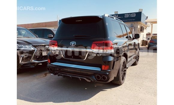 Buy Import Toyota Land Cruiser Black Car in Import - Dubai in Ayeyarwady Buy Import Toyota Land Cruiser Black Car in Import - Dubai in Ayeyarwady